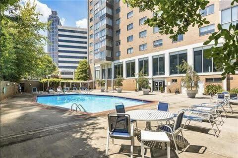 Atlanta Downtown! Onsite Parking! 2Bd! City View! Lm509 المظهر الخارجي الصورة